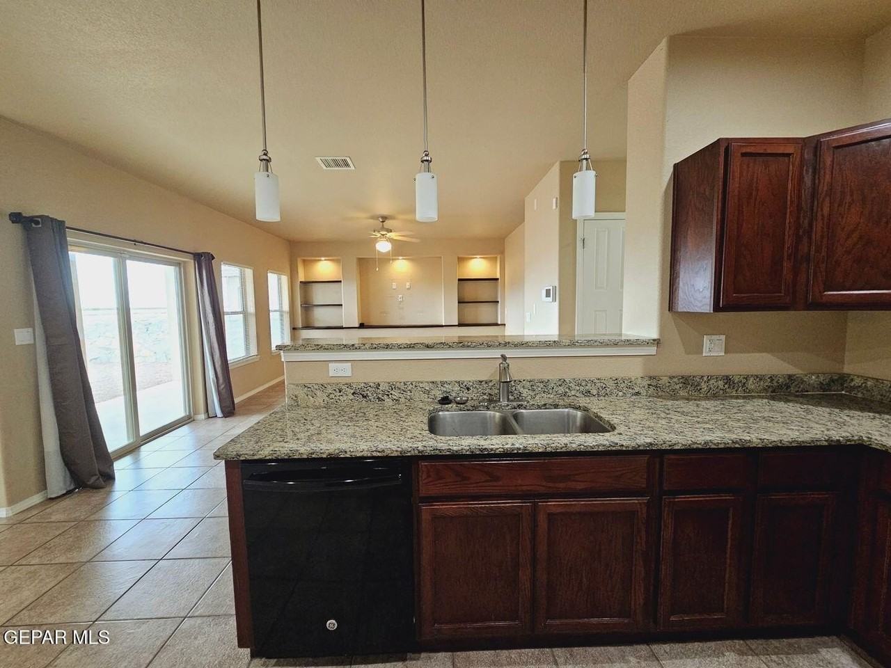 12185 Copper Valley Lane - Photo 7 of 30