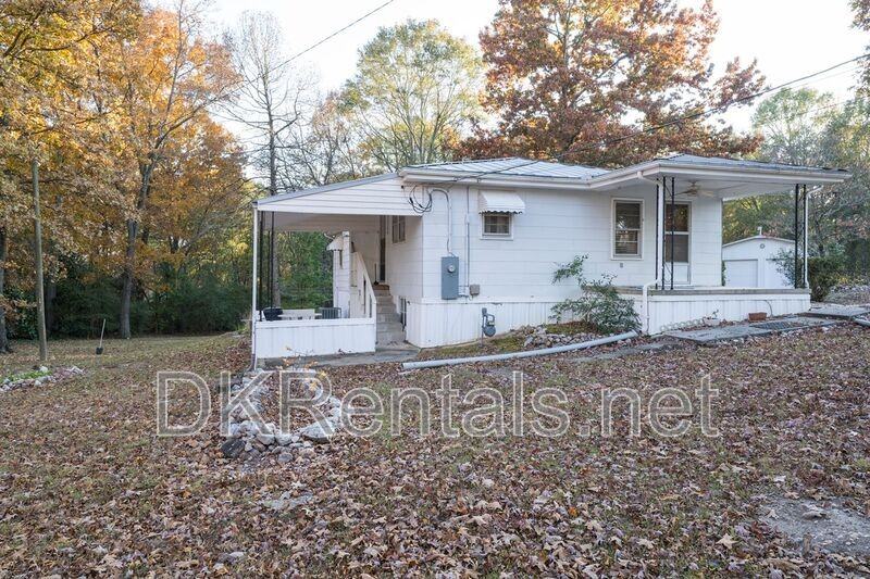 6822 Wallis Rd - Photo 4 of 24