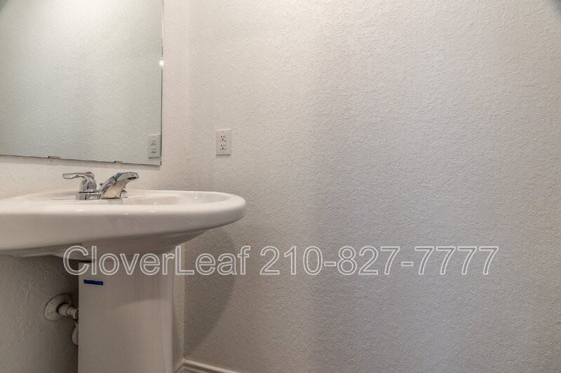 14018 Piglet Trl - Photo 7 of 46