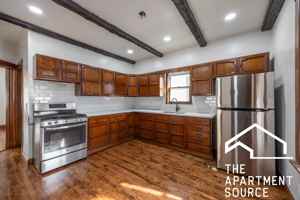 featured image of 5311 West Berenice Avenue #1