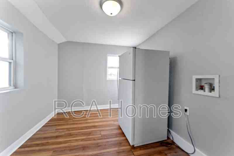 2956 Ruckle Street - Photo 2 of 11