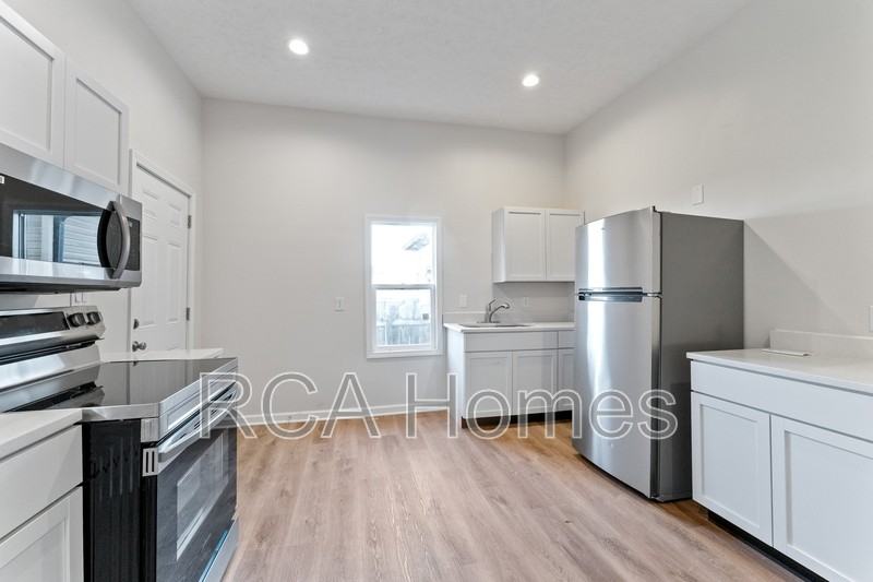 21 North Gray Street - Photo 3 of 12