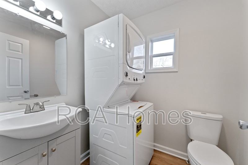 21 North Gray Street - Photo 4 of 12