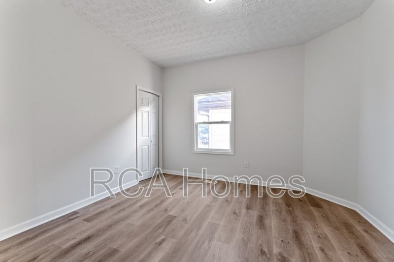 21 North Gray Street - Photo 7 of 12