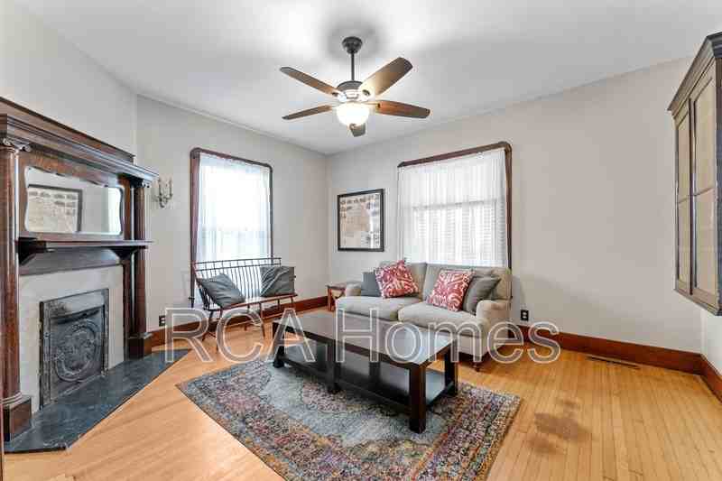 6116 Guilford Ave - Photo 4 of 16