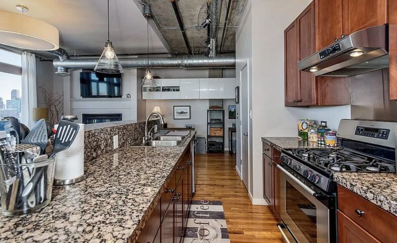 3201 Shoshone St #303B - Photo 2 of 10