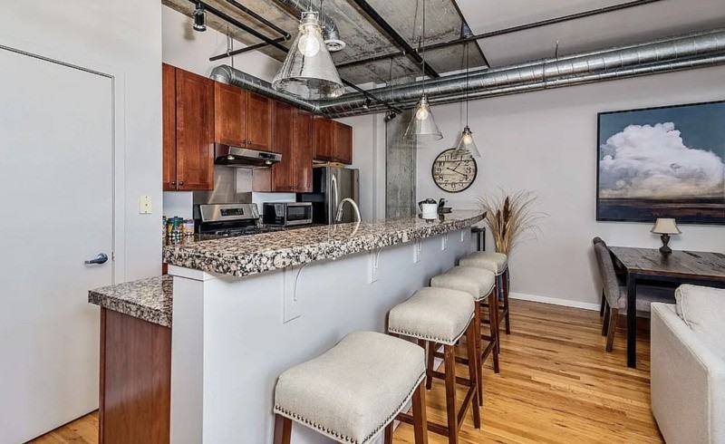 3201 Shoshone St #303B - Photo 5 of 10