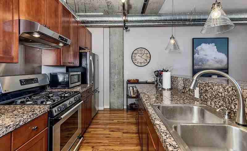 3201 Shoshone St #303B - Photo 6 of 10