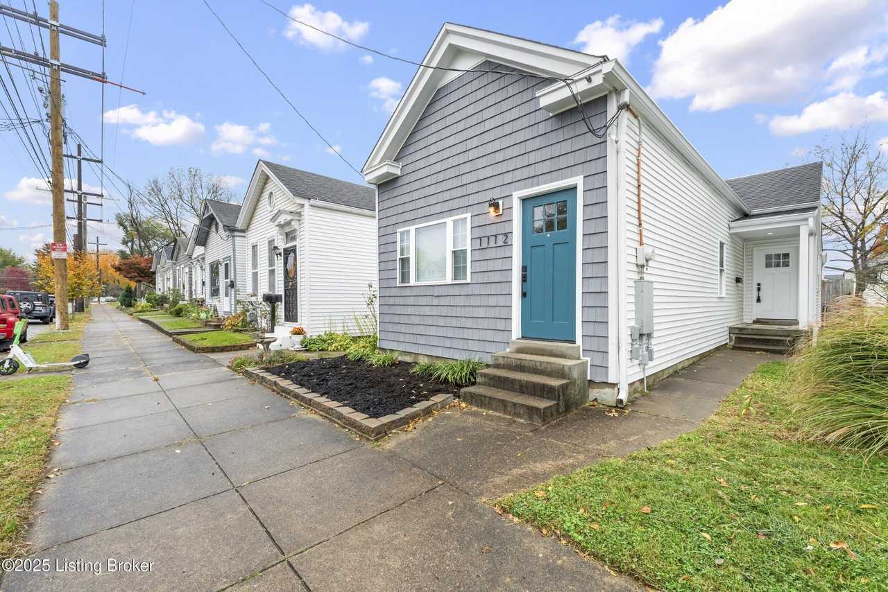 1112 East Burnett Avenue - Photo 4 of 41