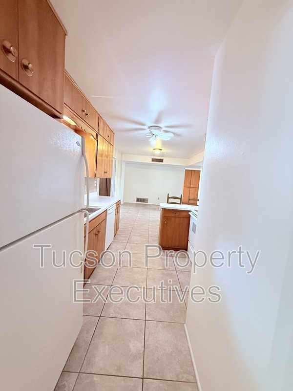 4834 North Los Altos Place - Photo 3 of 34