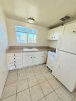 featured image of 240 W Sahuaro St