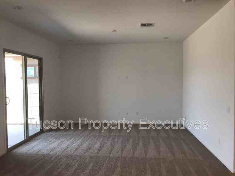 10918 W Yates Ln - Photo 7 of 33