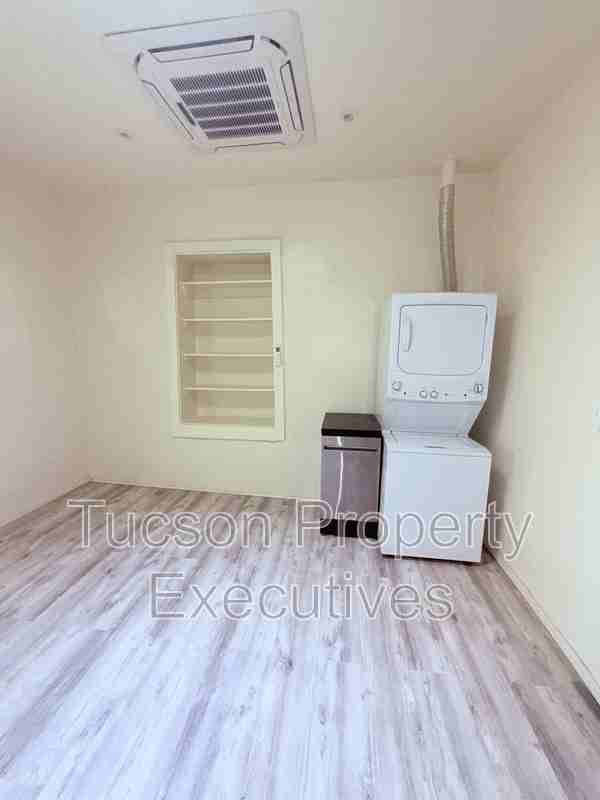 343 S Convent Ave - Photo 5 of 23