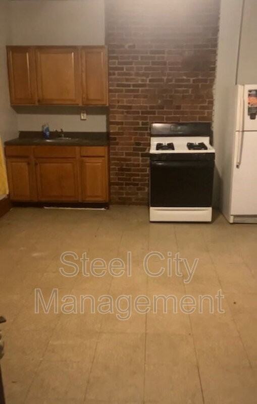 810 Wood Street #1 - Photo 2 of 10