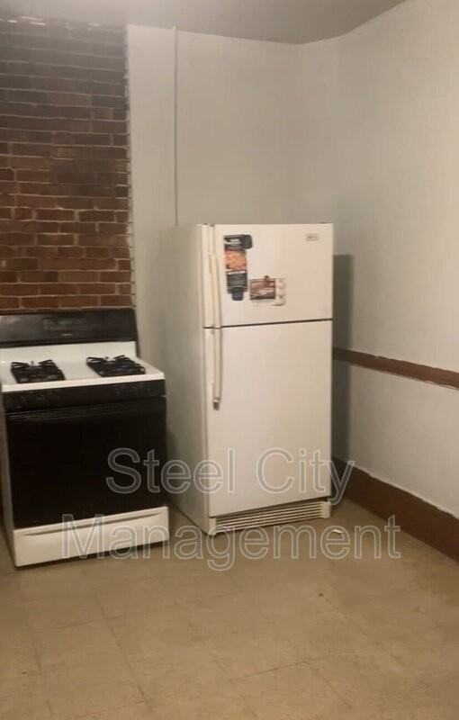 810 Wood Street #1 - Photo 3 of 10