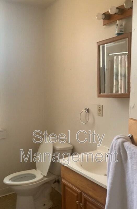 810 Wood Street #1 - Photo 4 of 10