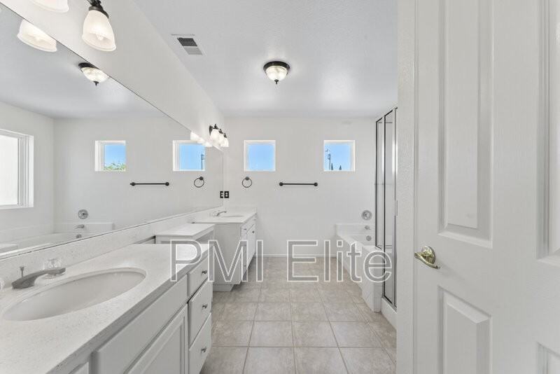 2814 Caruso Ln - Photo 6 of 29