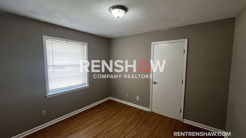 4866 Berrydale Ave - Photo 7 of 16