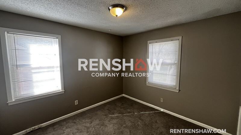 4866 Berrydale Ave - Photo 2 of 16