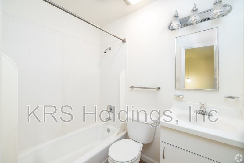 280 Gulfstream Dr #280 - Photo 3 of 6