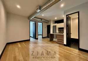 242 Hawthorne Street #2B - Photo 1 of 1