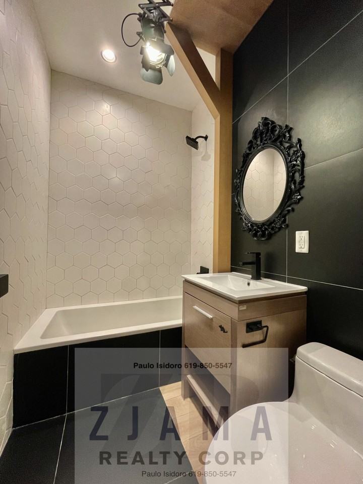 242 Hawthorne St #2B - Photo 7 of 11