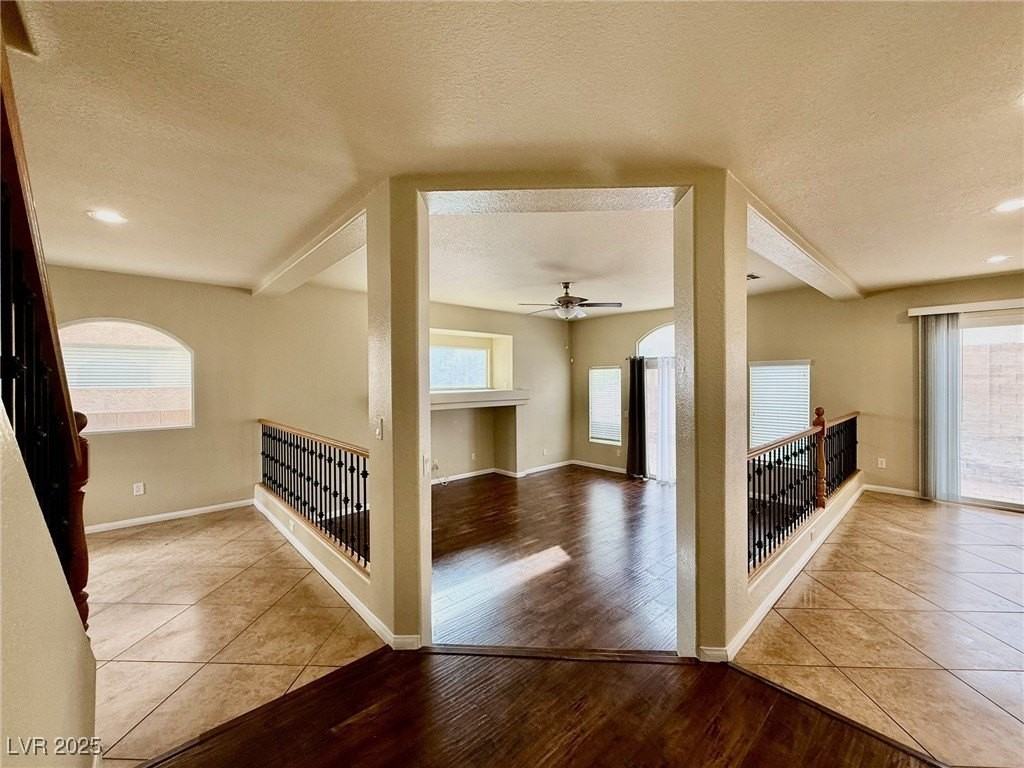 11023 Carberry Hill St - Photo 6 of 28