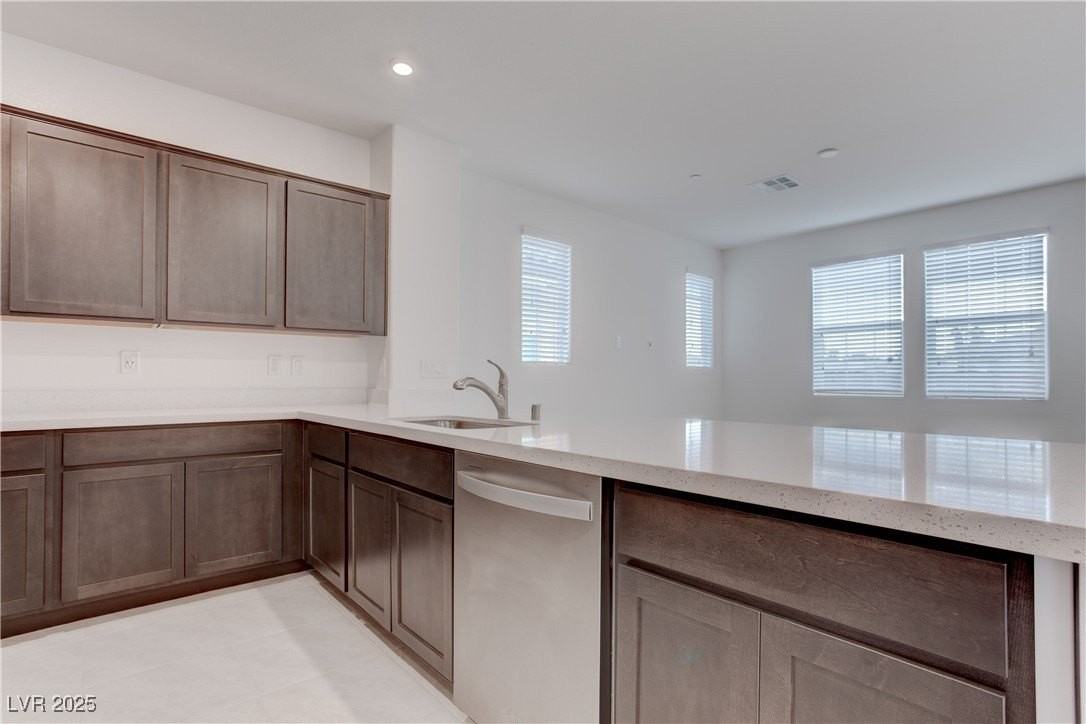 618 Bellus Pl - Photo 7 of 41