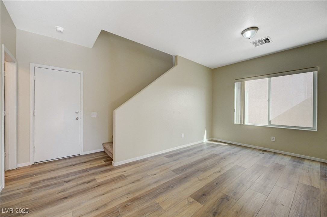 2827 Dalsetter Dr - Photo 7 of 43