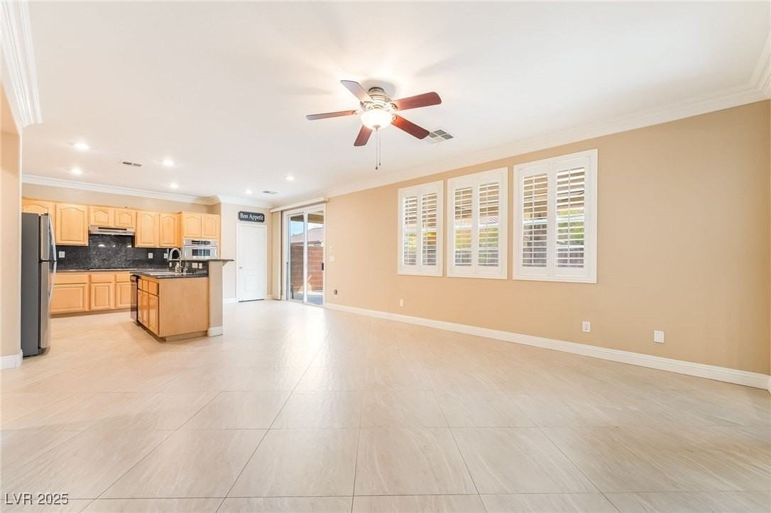 11244 Fort Reading Street - Photo 6 of 27