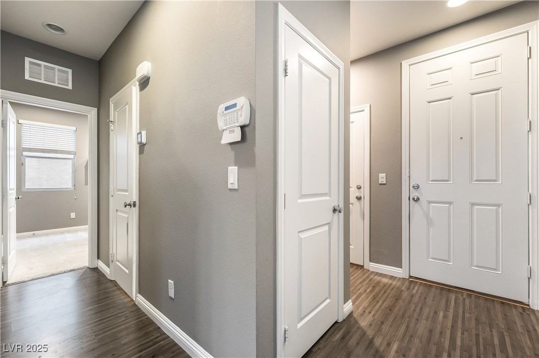 8750 Cerrito Canyon Ct - Photo 3 of 38