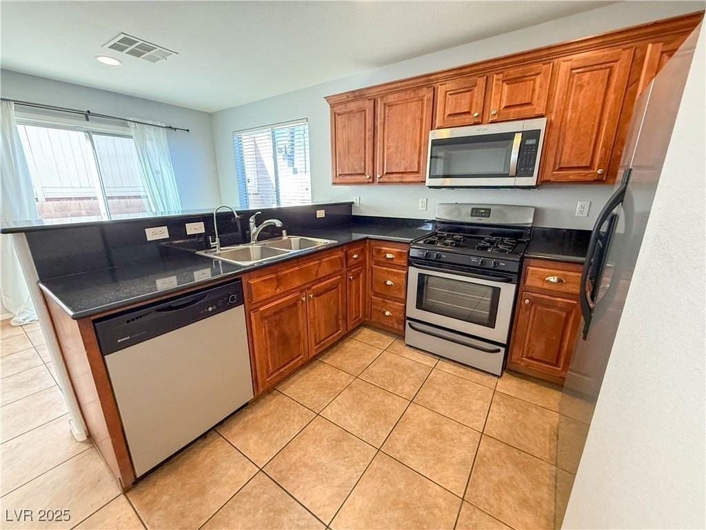 8324 Wildwood Glen Dr - Photo 2 of 22