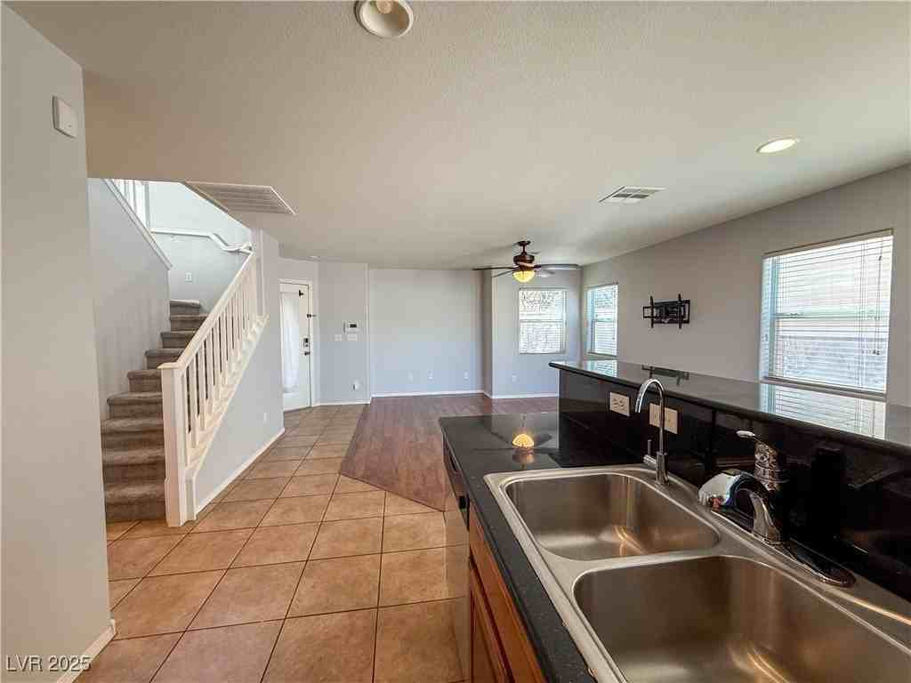 8324 Wildwood Glen Dr - Photo 4 of 22