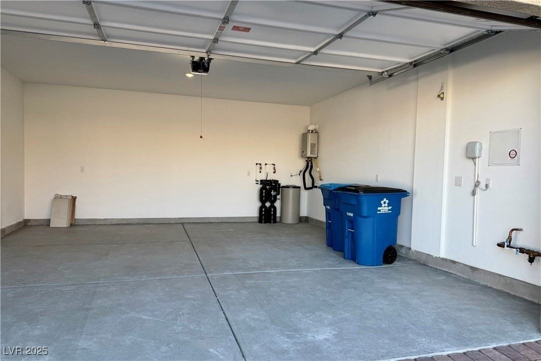 11757 Songbird Hill Avenue - Photo 4 of 36