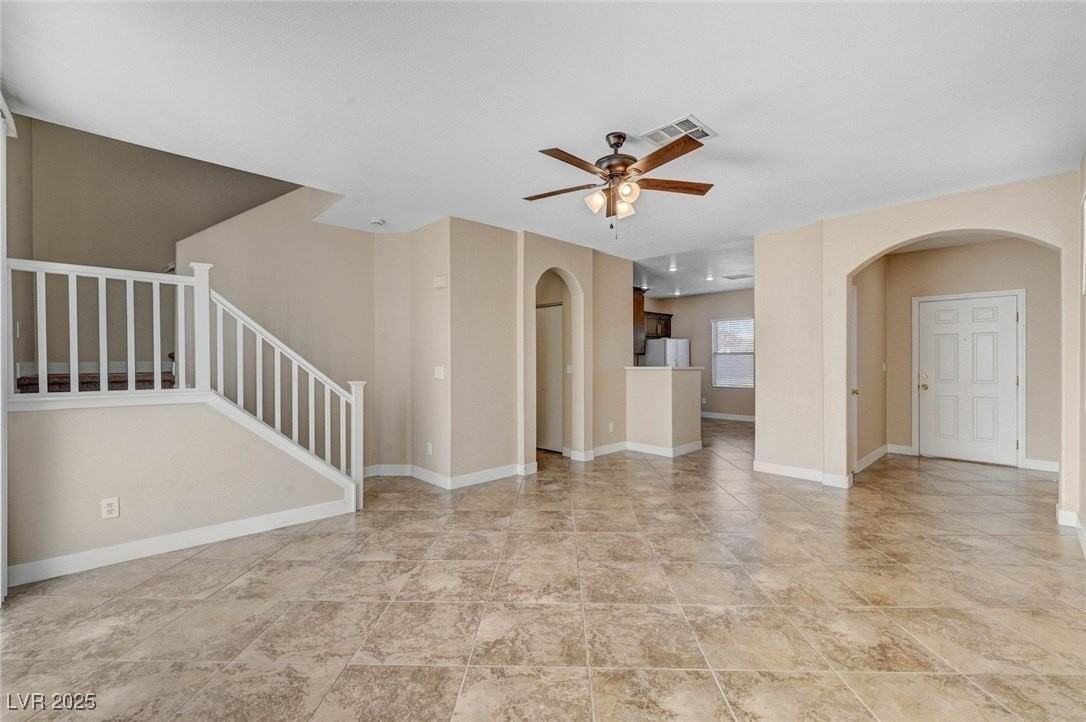 494 Groft Way - Photo 3 of 40