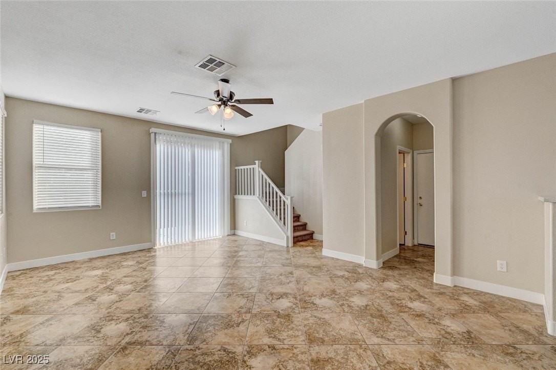 494 Groft Way - Photo 6 of 40