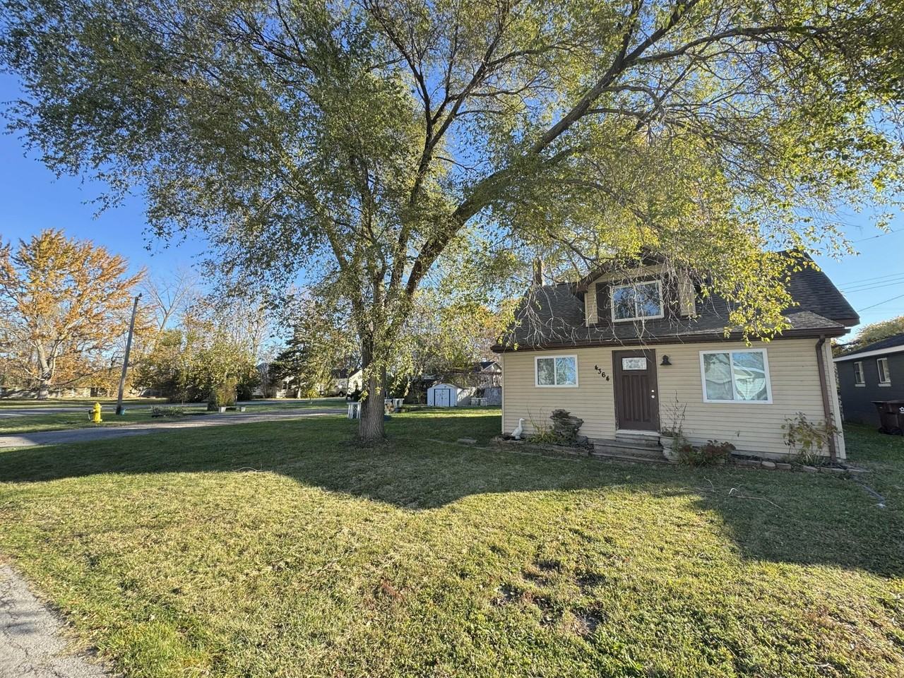 4364 Avenue F - Photo 2 of 20