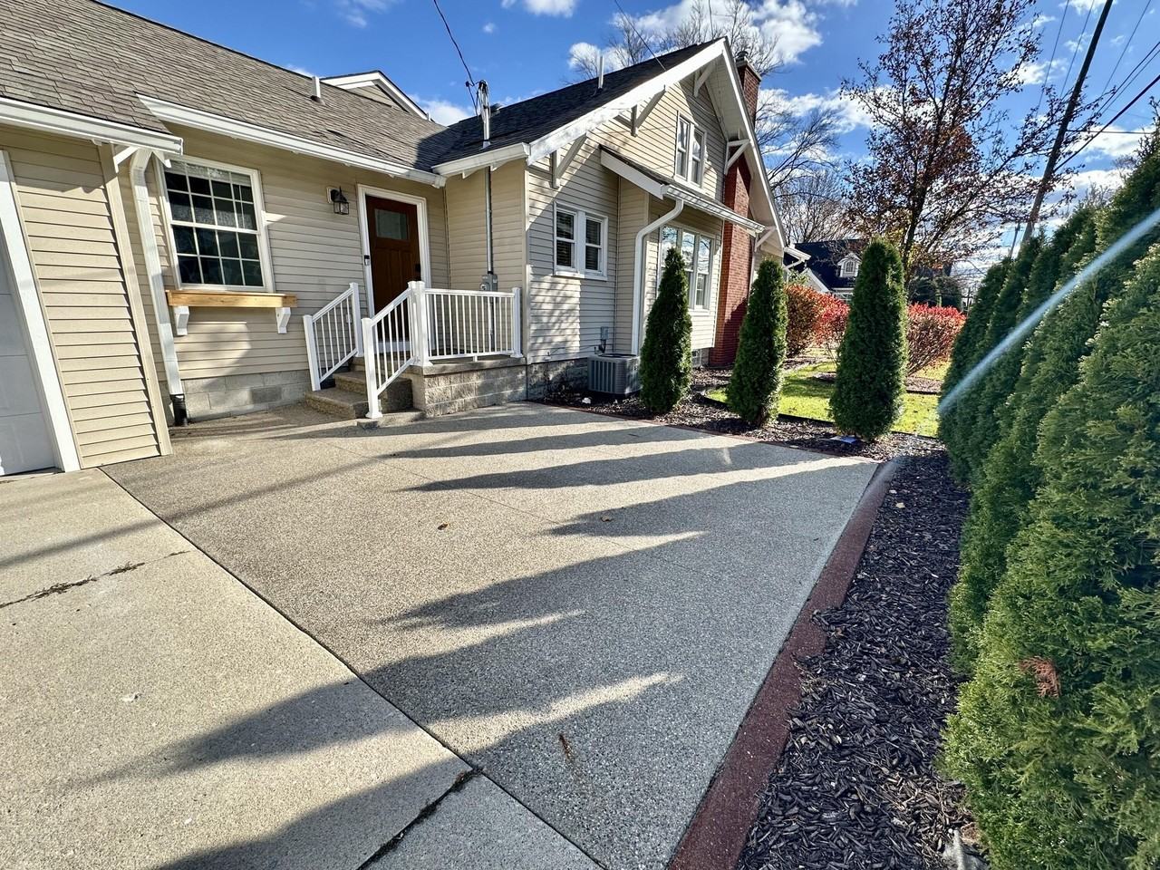 992 Palmer St - Photo 4 of 38