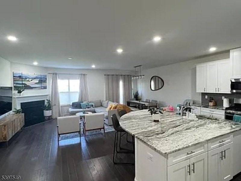 31 Gerhard Pl - Photo 2 of 20