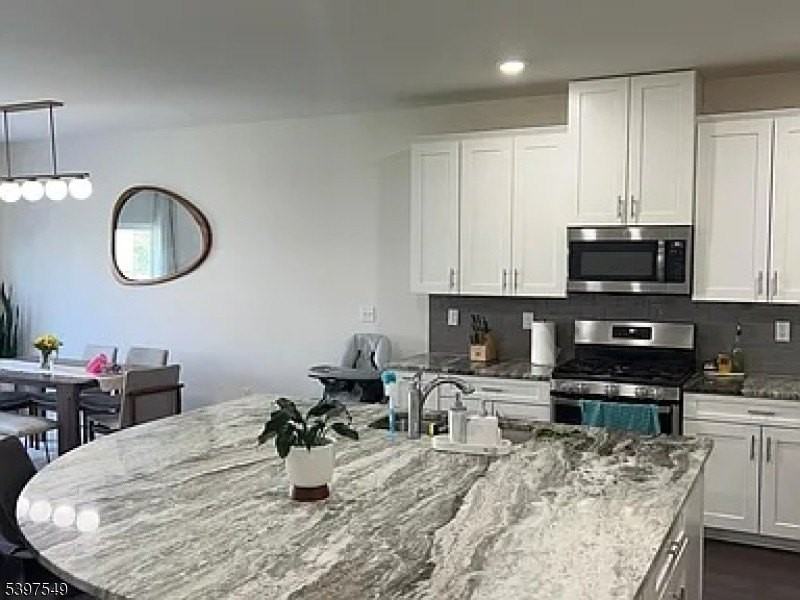 31 Gerhard Pl - Photo 5 of 20