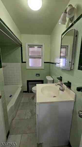 175 E 23rd St - Photo 2 of 6