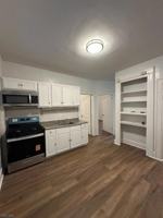 featured image of 10 Mass Court