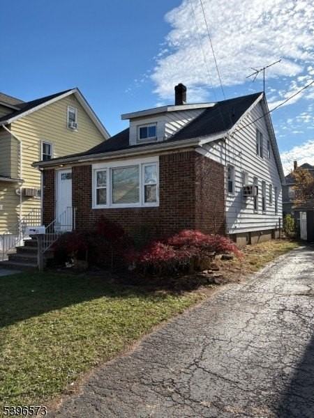 23 Barrington Ave - Photo 2 of 21