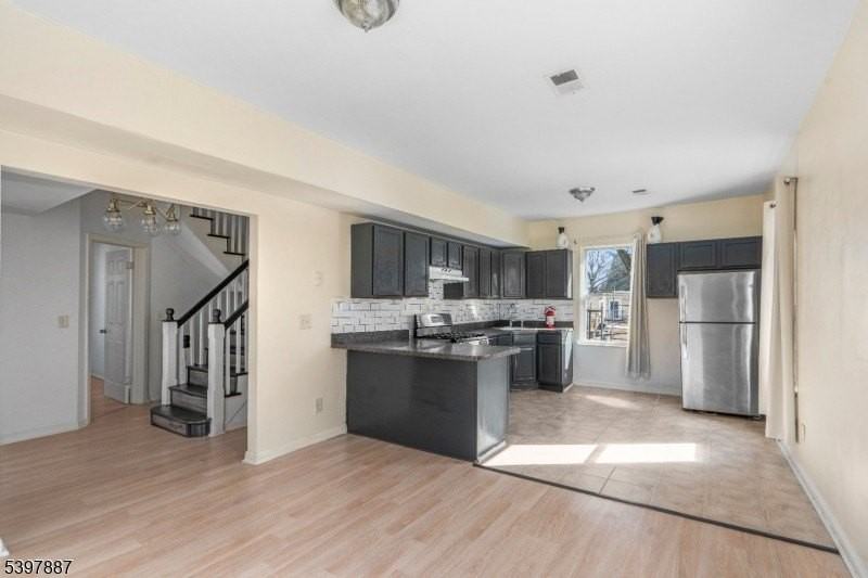 76 N 17th St - Photo 4 of 28