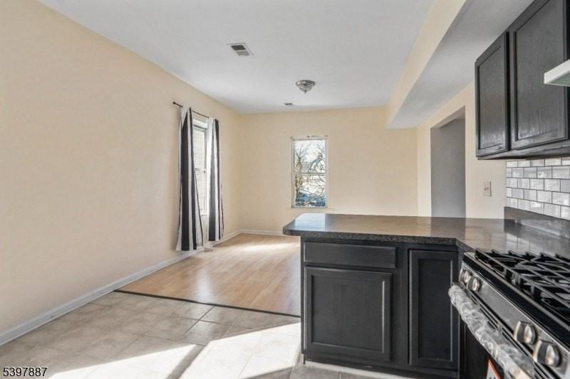 76 N 17th St - Photo 6 of 28