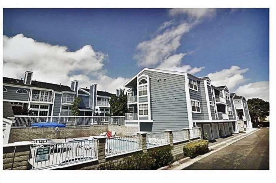 854 Halyard #854 - Photo 3 of 10