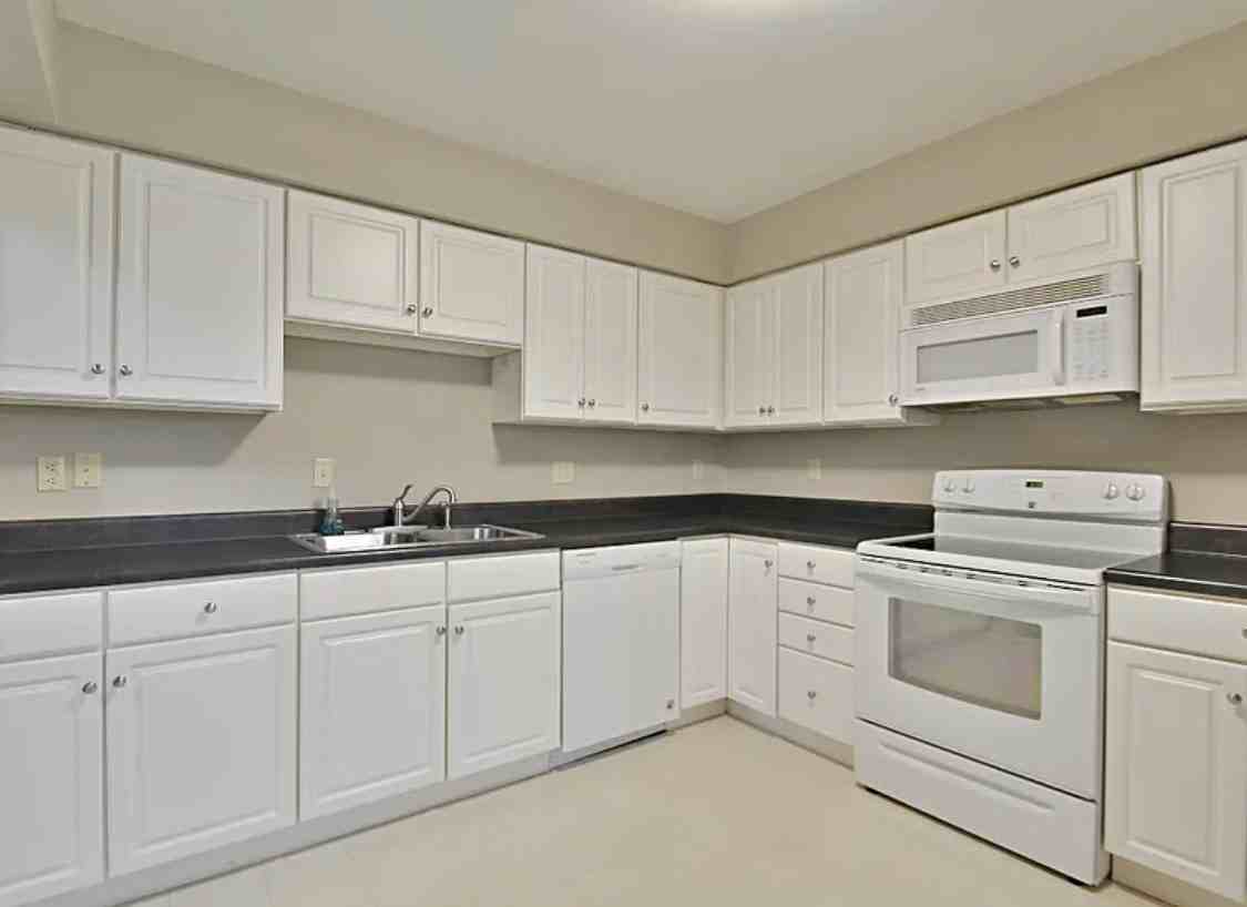 728 Harbor Way #728 - Photo 7 of 10