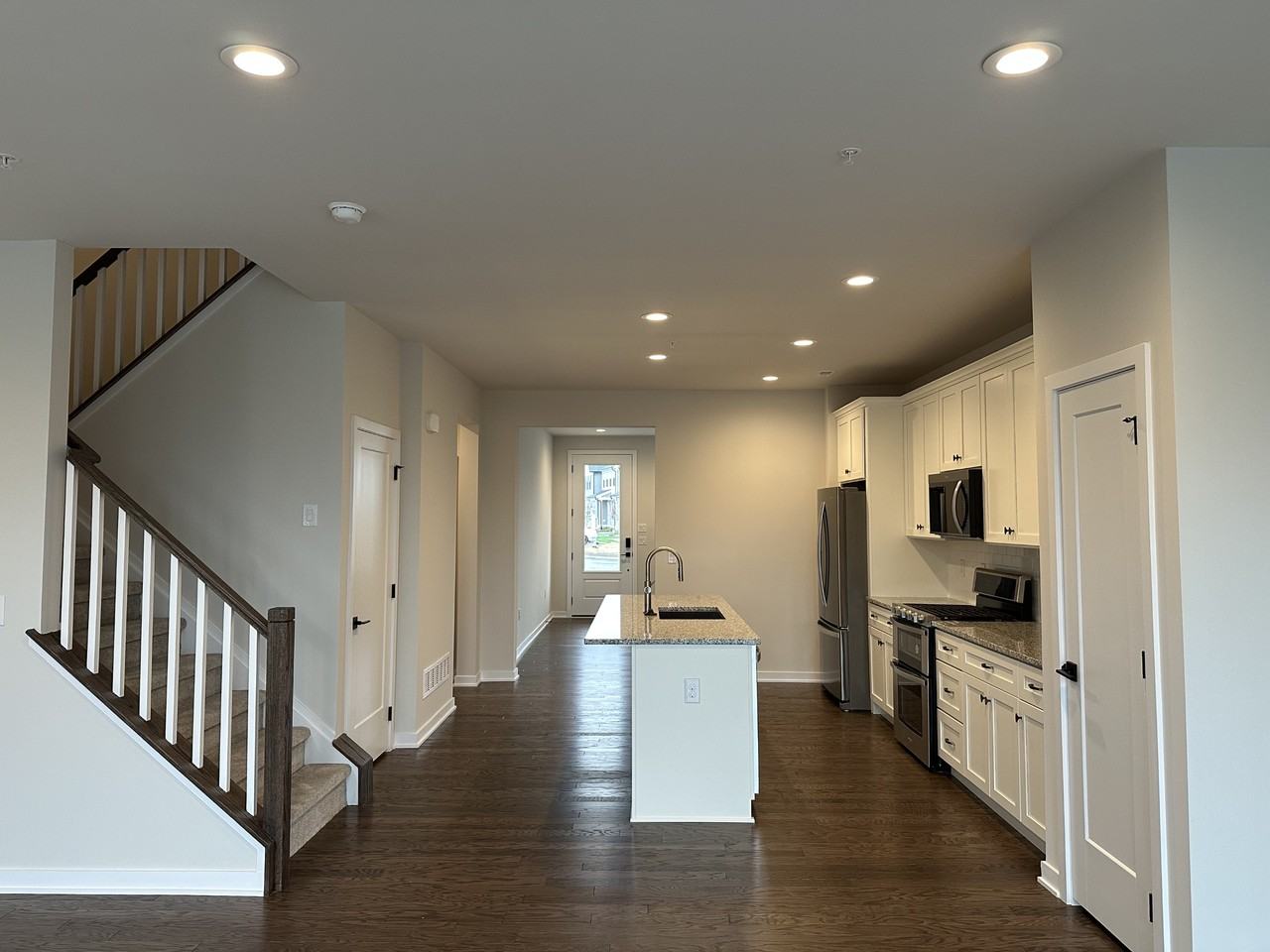 182 Mahogany Ln #182 - Photo 5 of 24