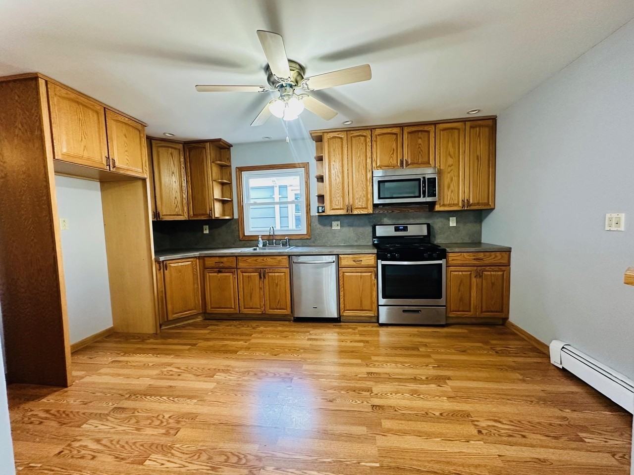 126 W 25th St #2 - Photo 5 of 11