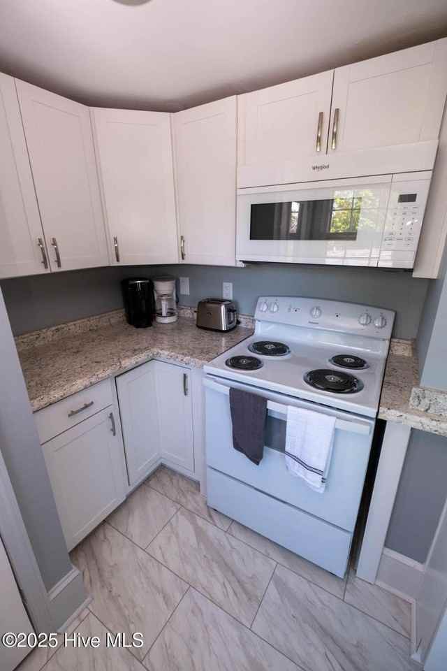 411 George St Unit 2 #2 - Photo 2 of 11